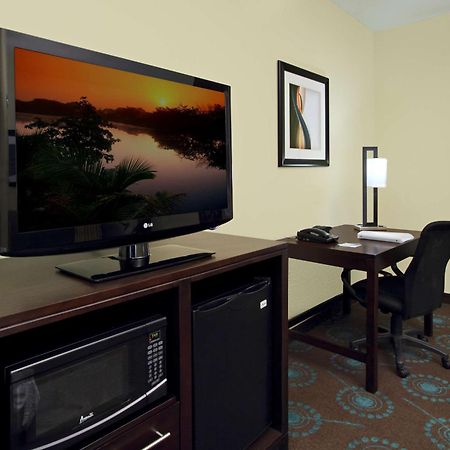 Hampton Inn Beeville Εξωτερικό φωτογραφία